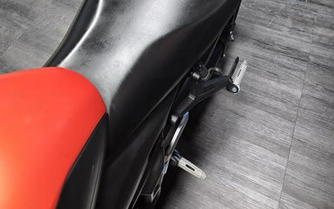 2023 Triumph TRIDENT 660.