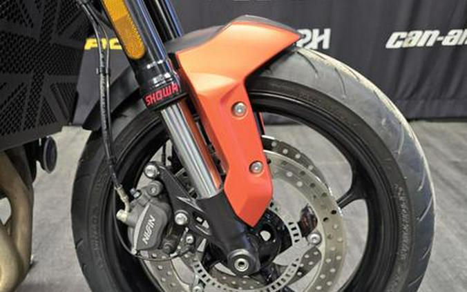 2023 Triumph TRIDENT 660.