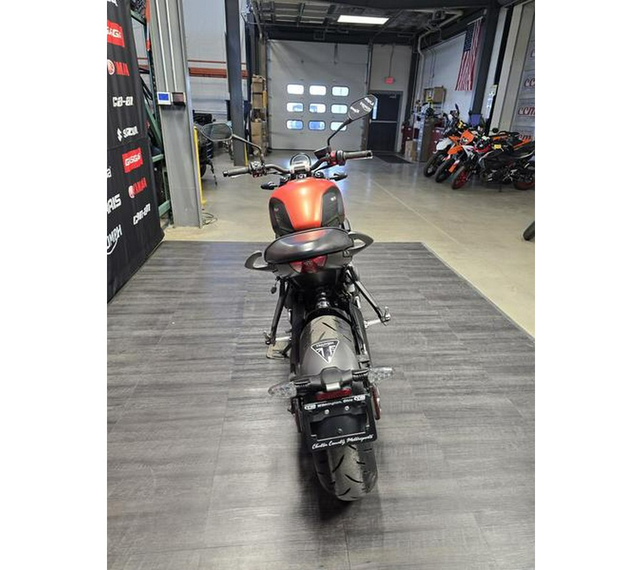 2023 Triumph TRIDENT 660.