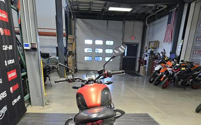 2023 Triumph TRIDENT 660.