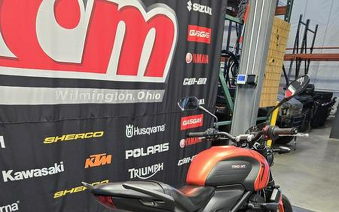 2023 Triumph TRIDENT 660.