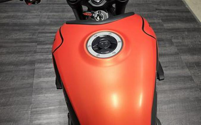 2023 Triumph TRIDENT 660.