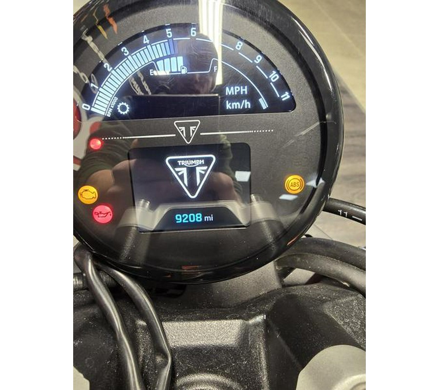 2023 Triumph TRIDENT 660.