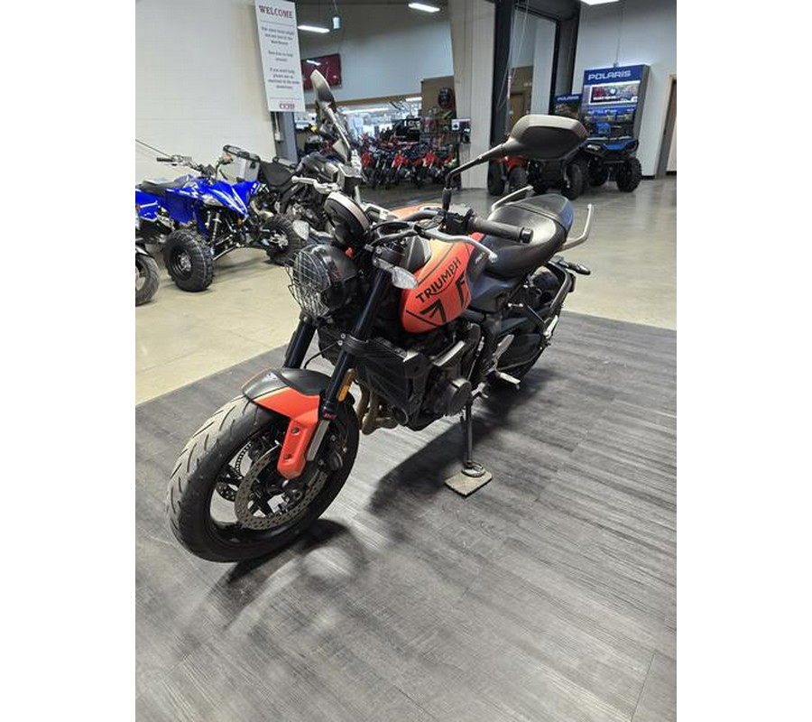 2023 Triumph TRIDENT 660.