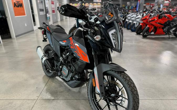 2022 KTM Adventure