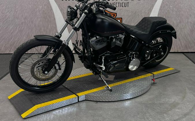 2013 FXS Blackline®