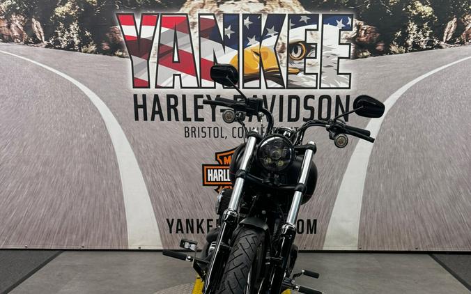 2013 FXS Blackline®