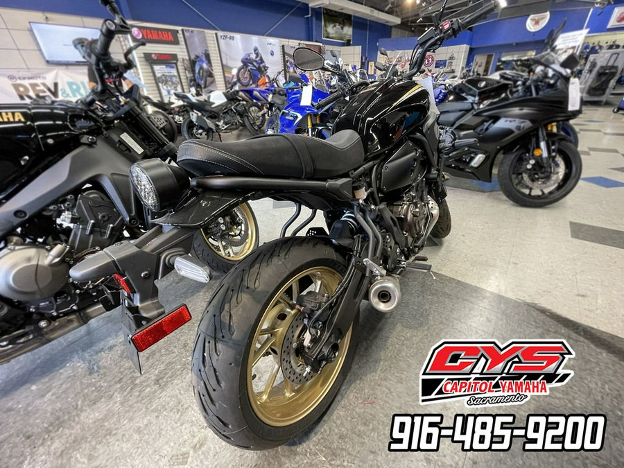 2025 Yamaha XSR 700