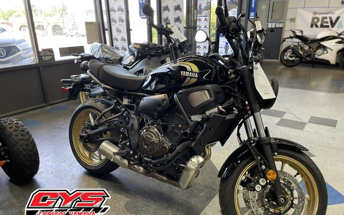 2025 Yamaha XSR 700