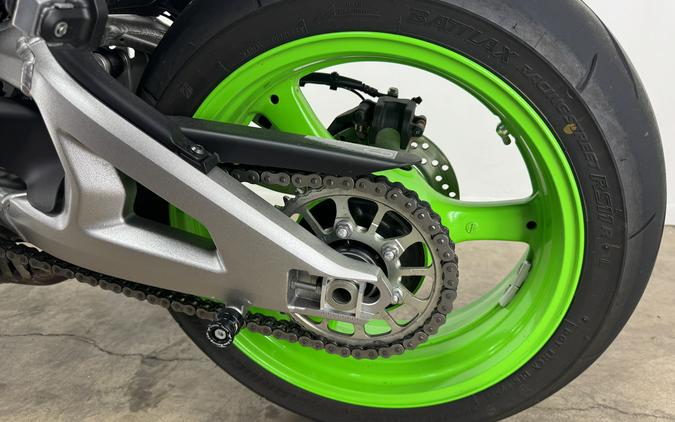 2024 Kawasaki Ninja ZX-10R 40th Anniversary Edition ABS Lime Green/Pearl Crystal White/Blue - 012331