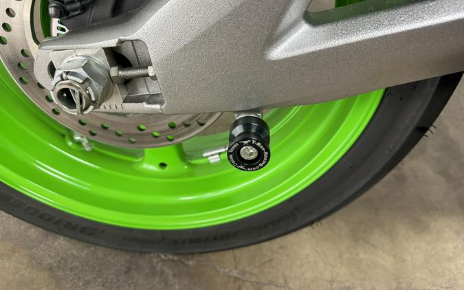2024 Kawasaki Ninja ZX-10R 40th Anniversary Edition ABS Lime Green/Pearl Crystal White/Blue - 012331