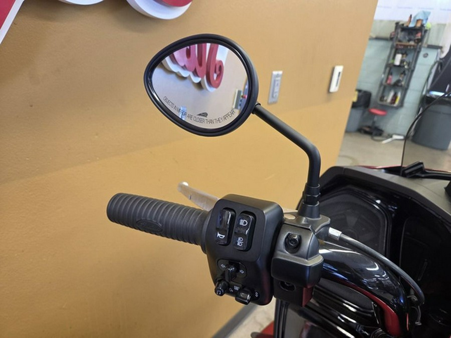 2022 Indian Pursuit Dark Horse With Premium Package Ruby MetallicBlack