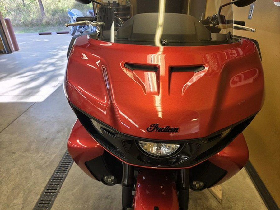 2022 Indian Pursuit Dark Horse With Premium Package Ruby MetallicBlack