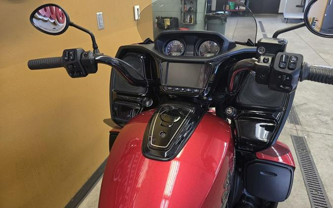 2022 Indian Pursuit Dark Horse With Premium Package Ruby MetallicBlack