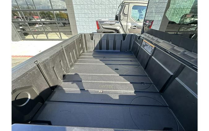 2026 DEFENDER LIMITED CAB HD11 - Can-Am