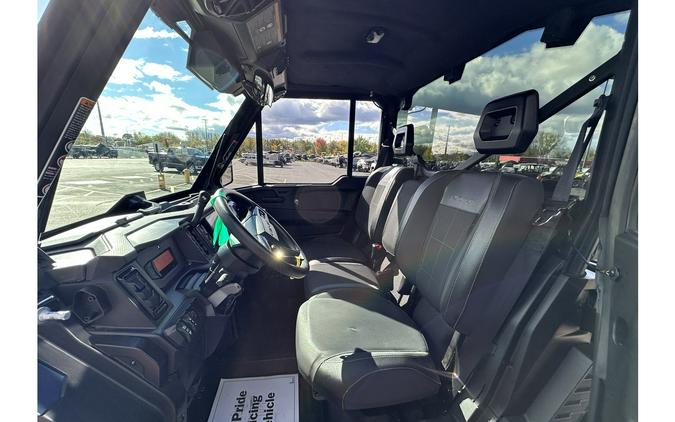 2026 DEFENDER LIMITED CAB HD11 - Can-Am