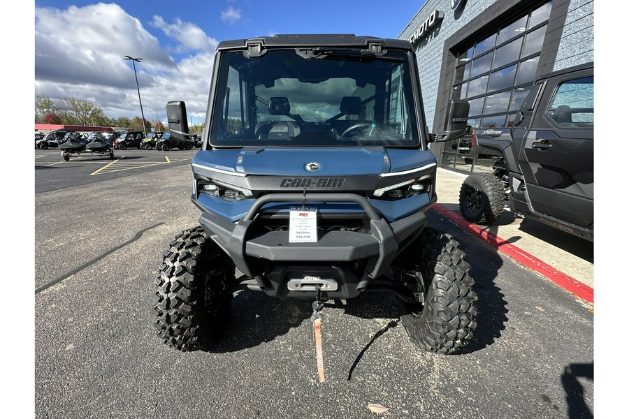 2026 DEFENDER LIMITED CAB HD11 - Can-Am