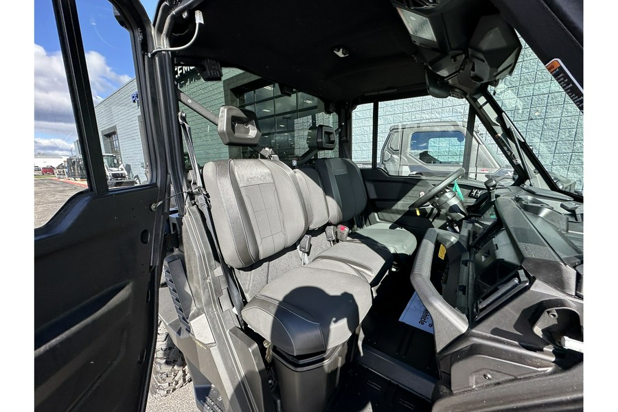 2026 DEFENDER LIMITED CAB HD11 - Can-Am
