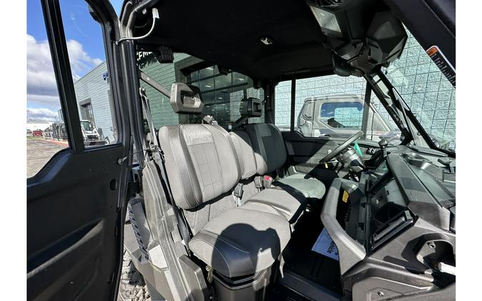 2026 DEFENDER LIMITED CAB HD11 - Can-Am