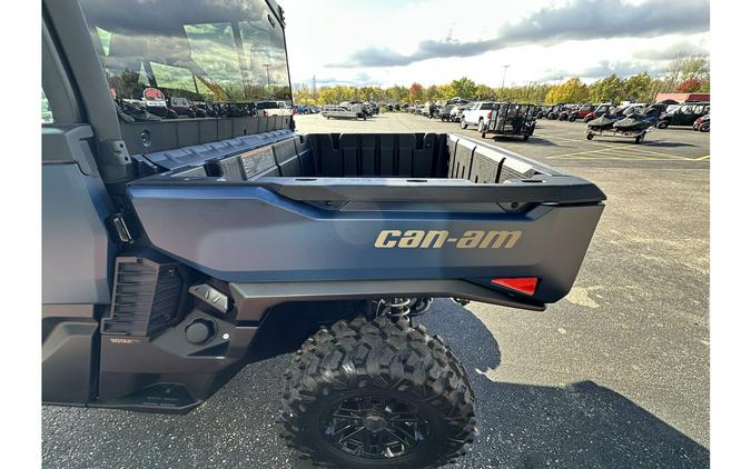2026 DEFENDER LIMITED CAB HD11 - Can-Am