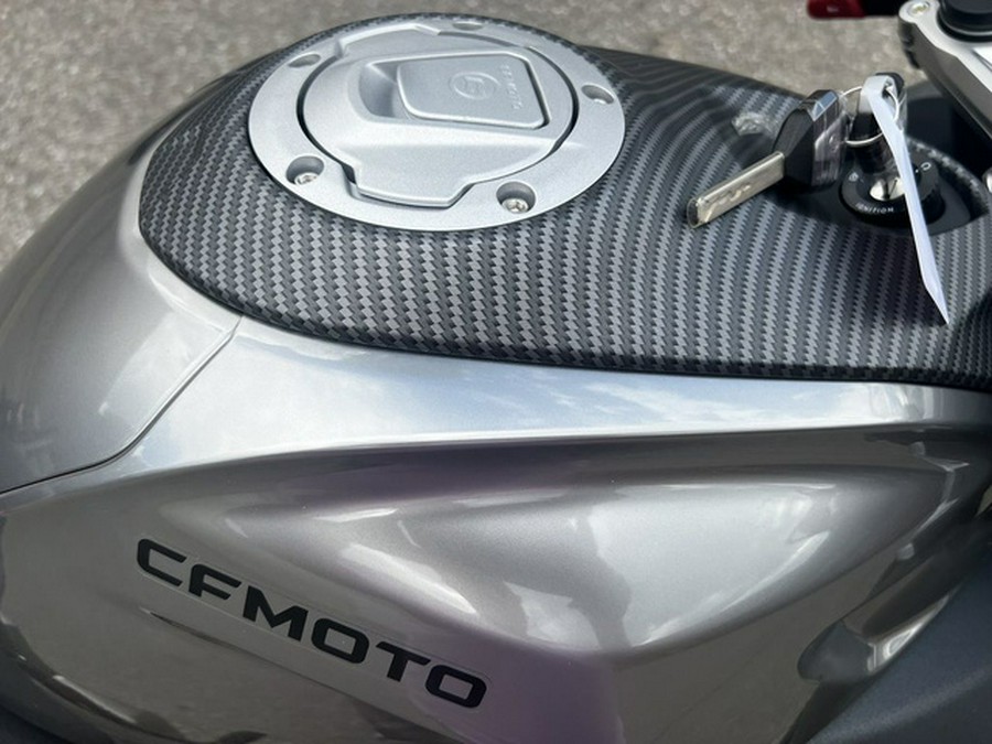 2025 CFMOTO 300SS