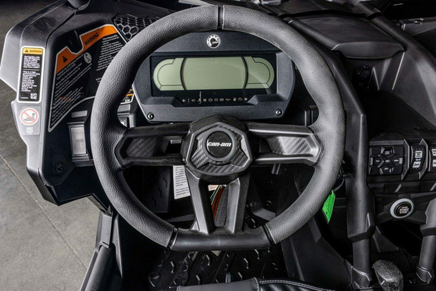 2026 Can-Am Maverick X3 X rs Turbo RR Triple Black_7.6 in.