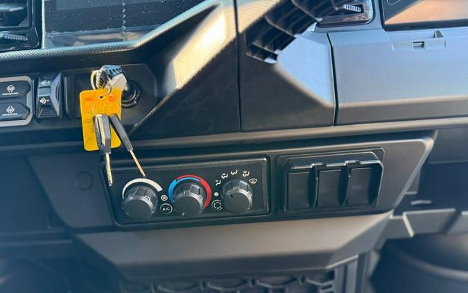 2026 Can-Am Defender MAX Limited HD11 White