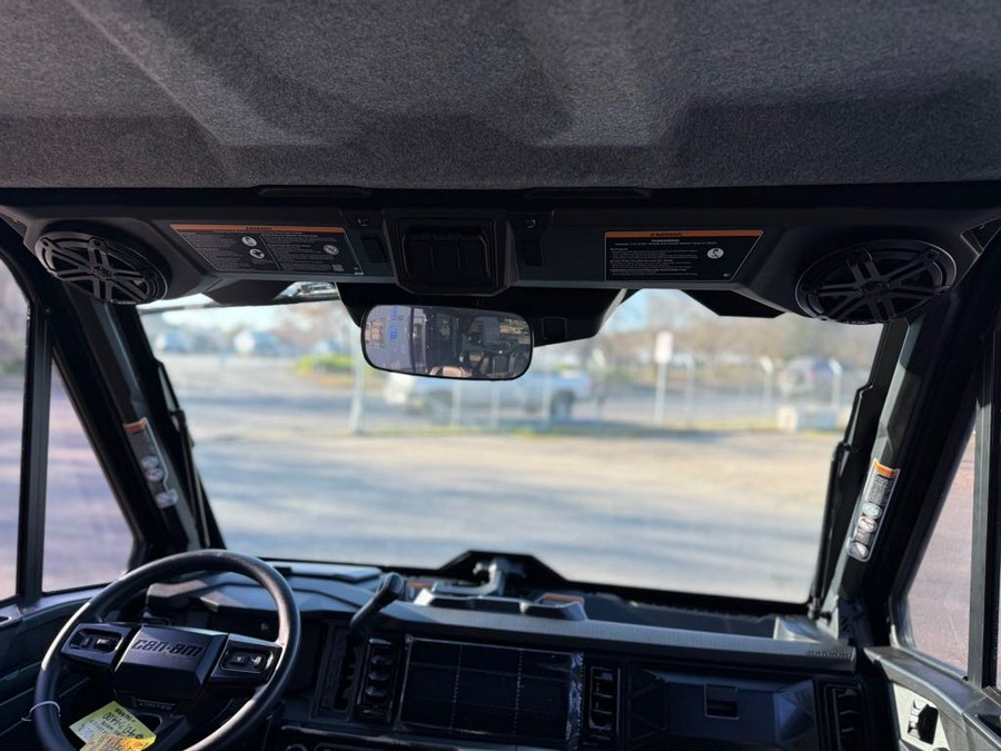 2026 Can-Am Defender MAX Limited HD11 White