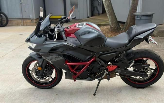 2024 Kawasaki Ninja® 650 KRT Edition ABS