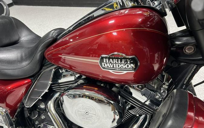 2012 Harley-Davidson FLHTCU - Electra Glide Ultra Classic
