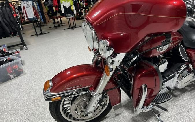 2012 Harley-Davidson FLHTCU - Electra Glide Ultra Classic