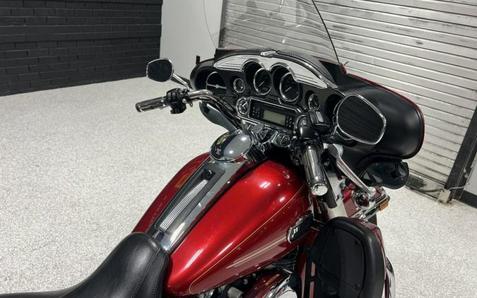 2012 Harley-Davidson FLHTCU - Electra Glide Ultra Classic