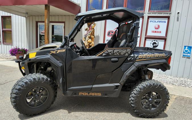 2022 POLARIS GENERAL XP 1000 DELUXE - BLACK CRYSTAL Black Crystal - UU4014