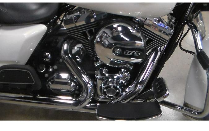 2015 Harley-Davidson® Road King® Base