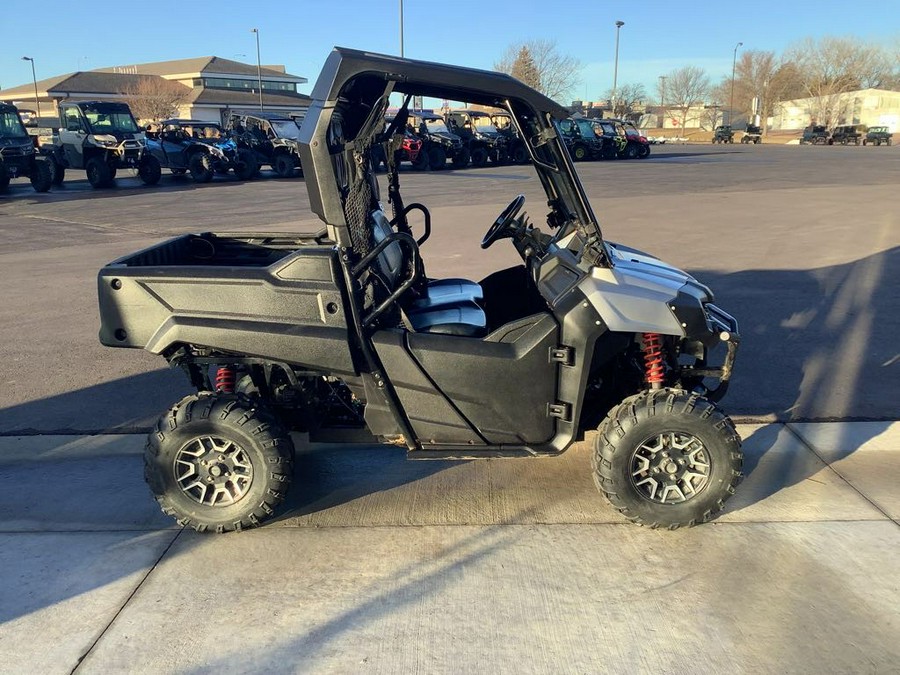 2020 Pioneer 700 Deluxe - Honda