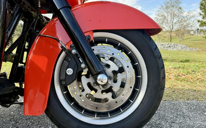 2013 CVO™ Road Glide® Custom FLTRXSE2