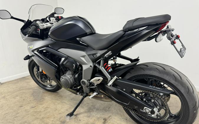 2025 Triumph DAYTONA 660 Satin Granite / Satin Jet Black - BU0096