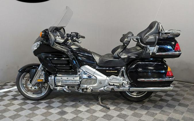 2002 Honda Gold Wing GRAY