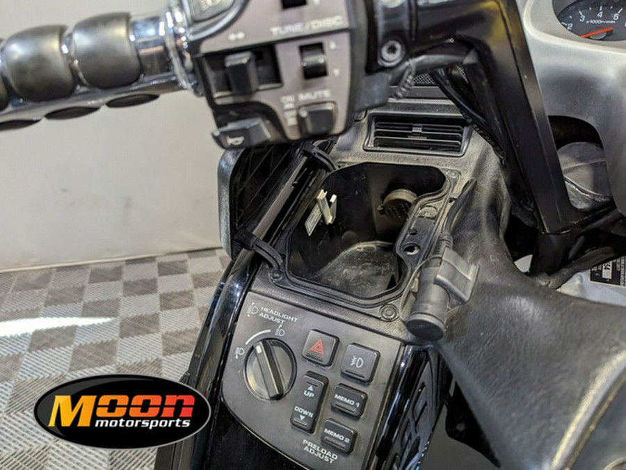 2002 Honda Gold Wing GRAY