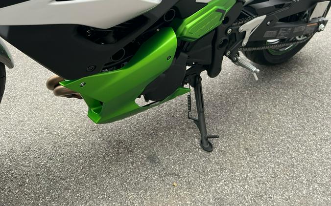 2024 Kawasaki Z7 Hybrid ABS