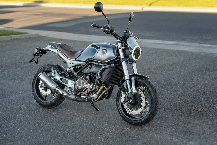 2023 QJMotor SRV550 silver