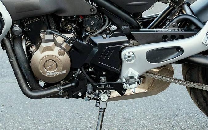2023 QJMotor SRV550 silver