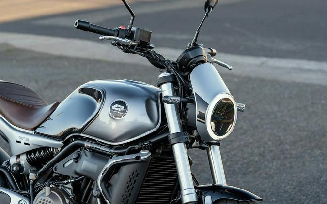 2023 QJMotor SRV550 silver