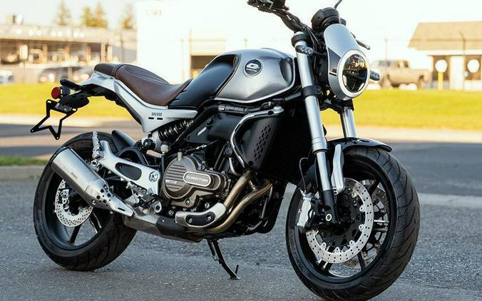 2023 QJMotor SRV550 silver
