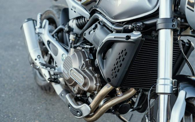 2023 QJMotor SRV550 silver