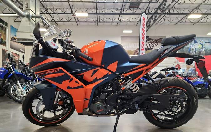 2023 KTM RC 390