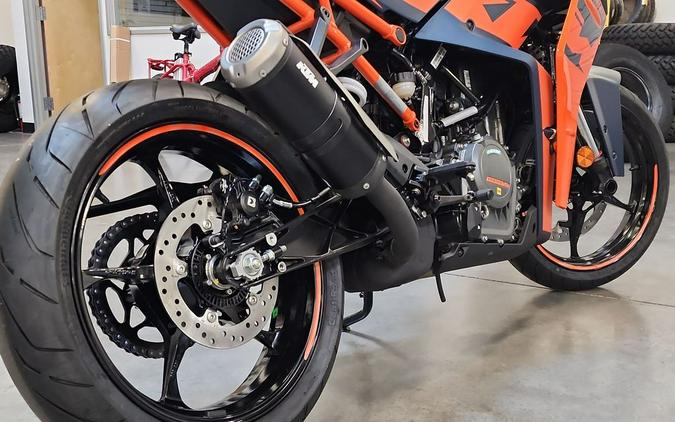 2023 KTM RC 390