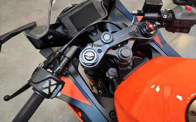 2023 KTM RC 390