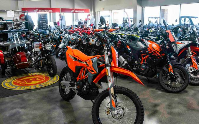 2024 KTM 690 Enduro R