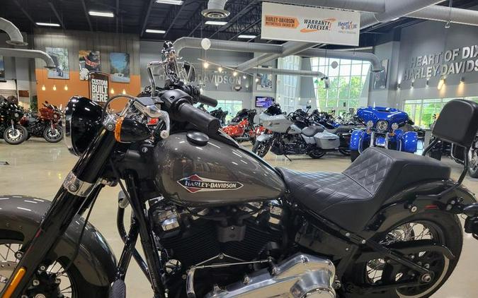 2019 Harley-Davidson® FLSL - Softail® Softail Slim®